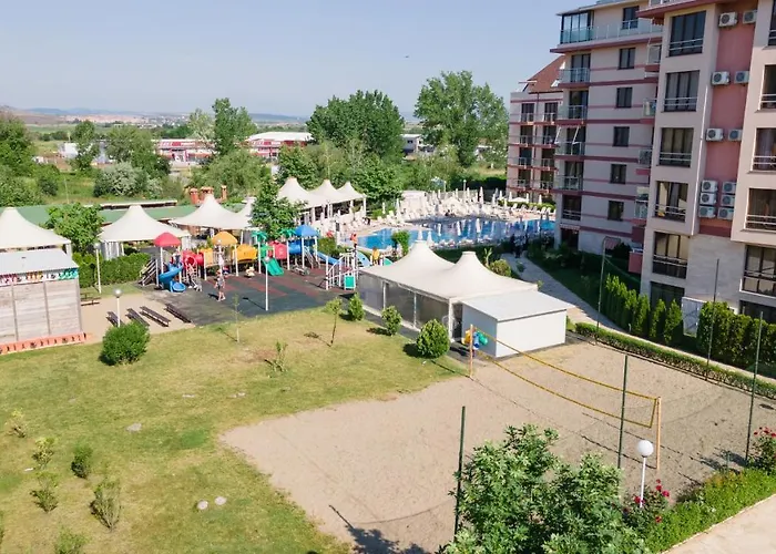 Apart hotel: Tarsis Club & Aquapark
